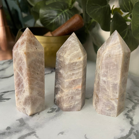 Moonstone Points - Earth Elements UK