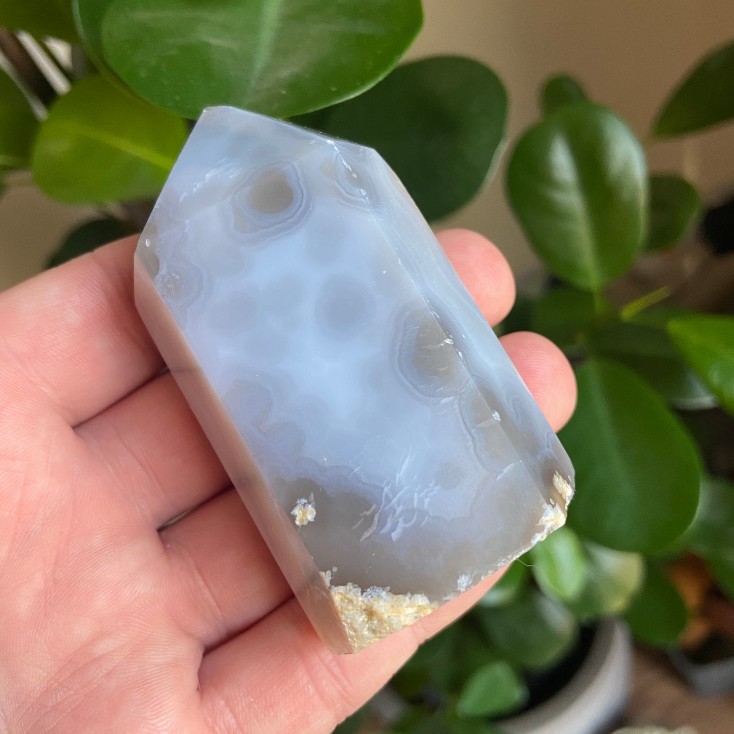 Druzy Agate Point – 119g - Earth Elements UK