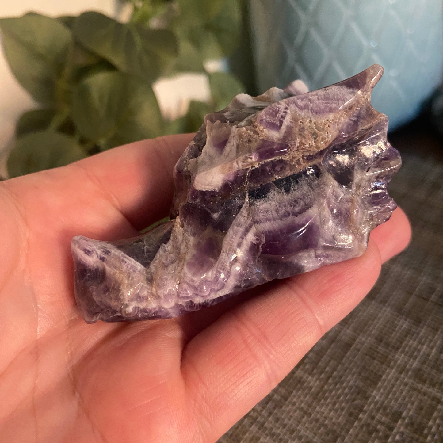 Dream Amethyst Dragon Skull - Earth Elements UK