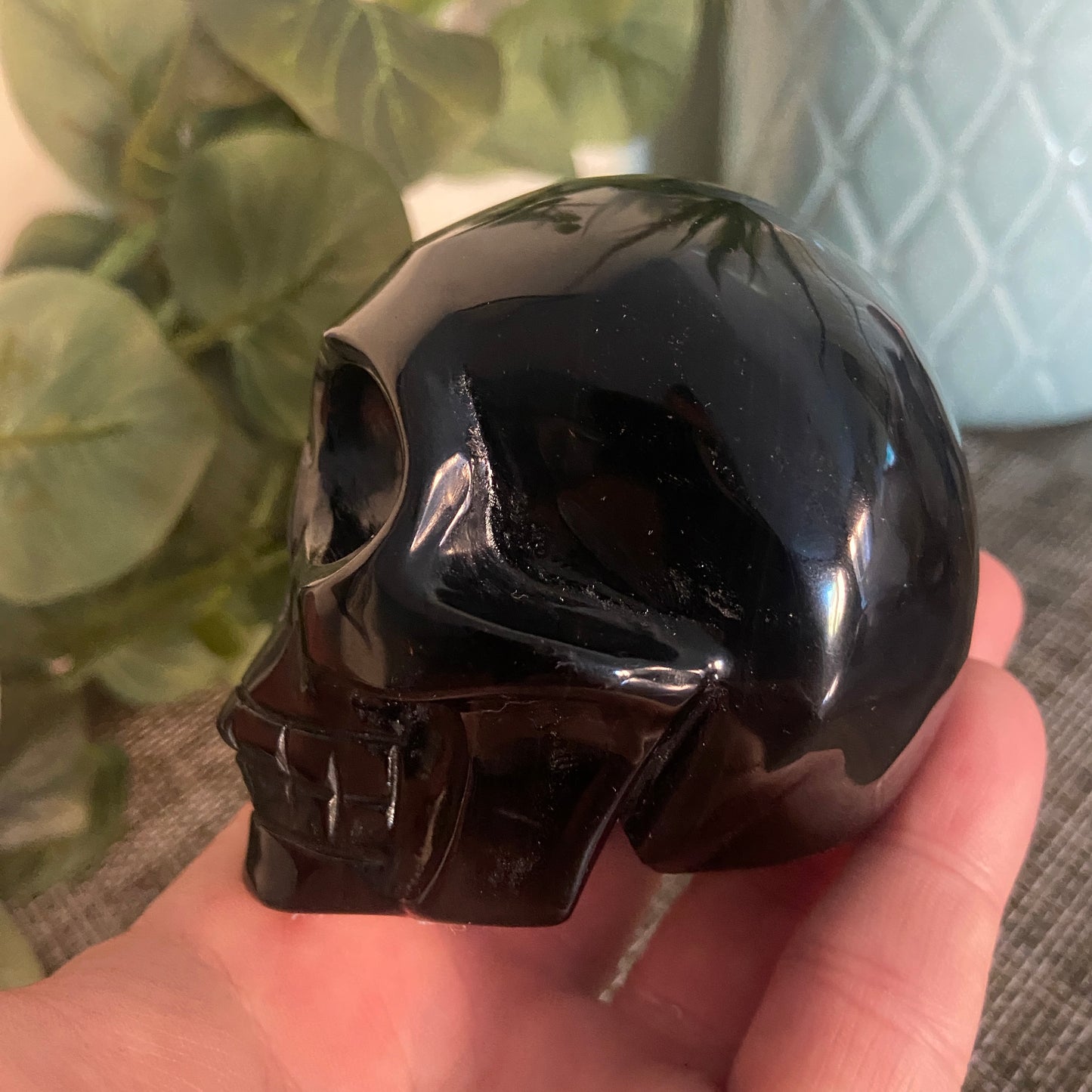 Obsidian Skull - Earth Elements UK