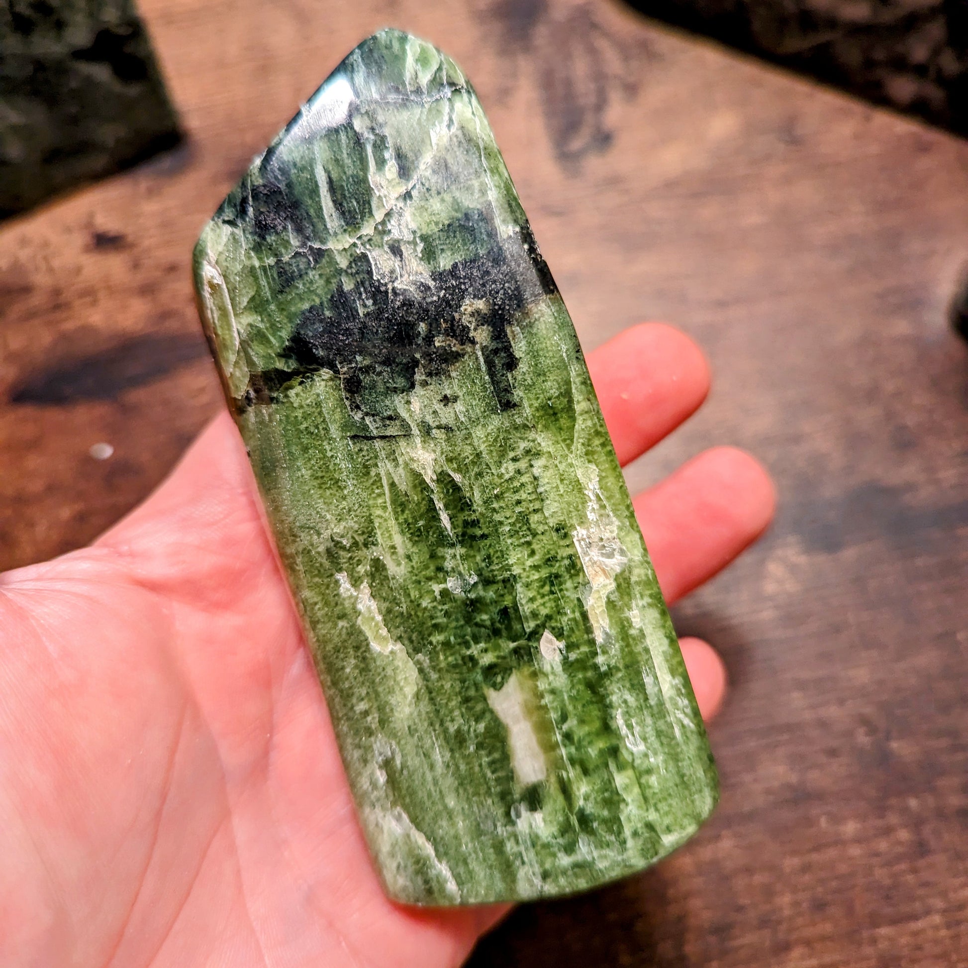 Tremolite Freeforms - Earth Elements UK